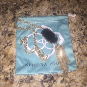 Kendra Scott necklace